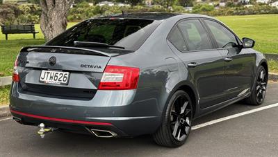 2016 Skoda Octavia - Thumbnail