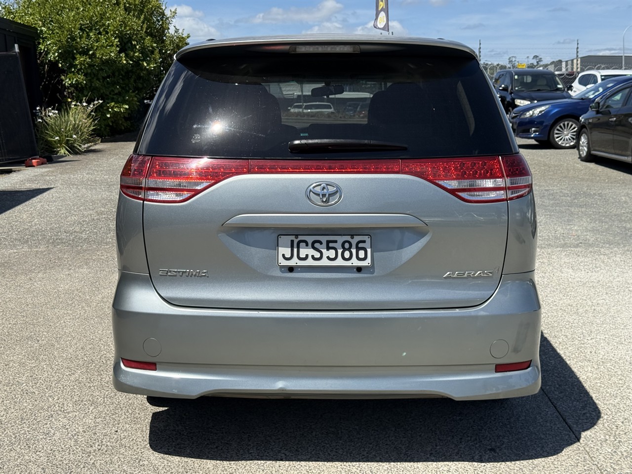 2006 Toyota Estima