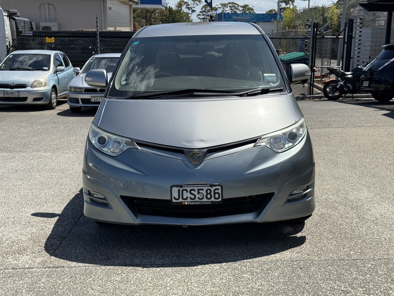 2006 Toyota Estima