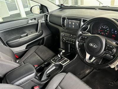 2018 Kia SPORTAGE - Thumbnail