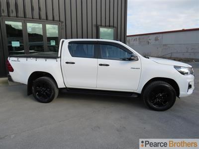 2019 Toyota Hilux - Thumbnail