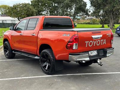 2018 Toyota Hilux - Thumbnail