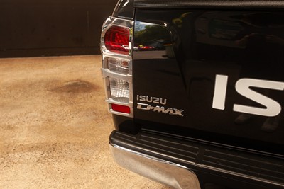 2015 Isuzu D-Max - Thumbnail