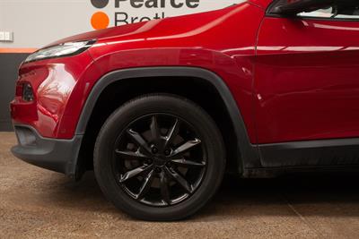 2014 Jeep CHEROKEE - Thumbnail