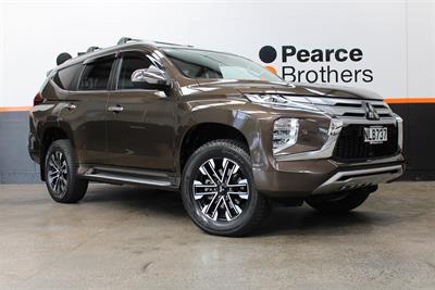 2021 Mitsubishi Pajero Sport - Thumbnail