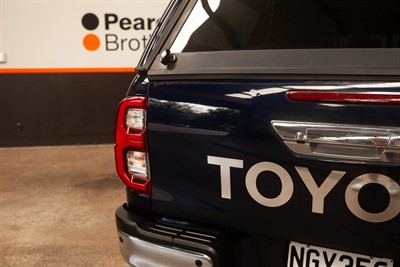 2021 Toyota Hilux - Thumbnail