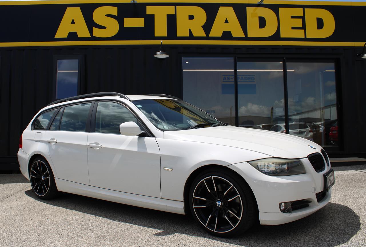 2010 BMW 320I