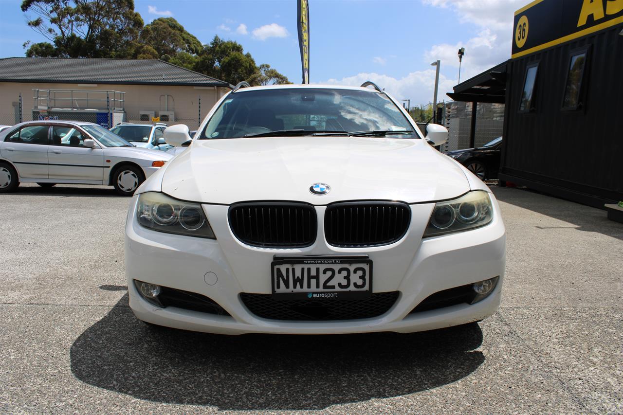 2010 BMW 320I