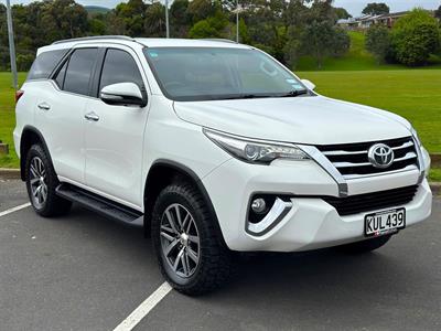 2017 Toyota Fortuner - Thumbnail