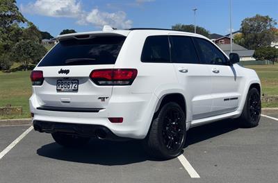 2019 Jeep GRAND CHEROKEE - Thumbnail