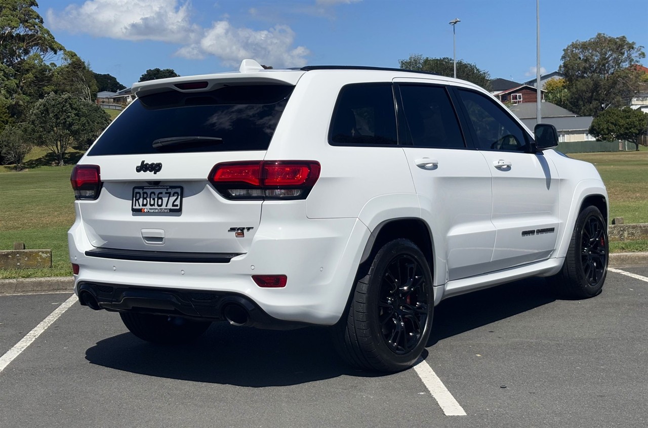 2019 Jeep GRAND CHEROKEE