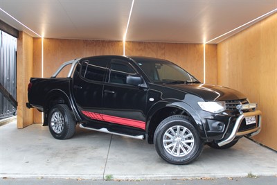 2013 Mitsubishi Triton - Thumbnail