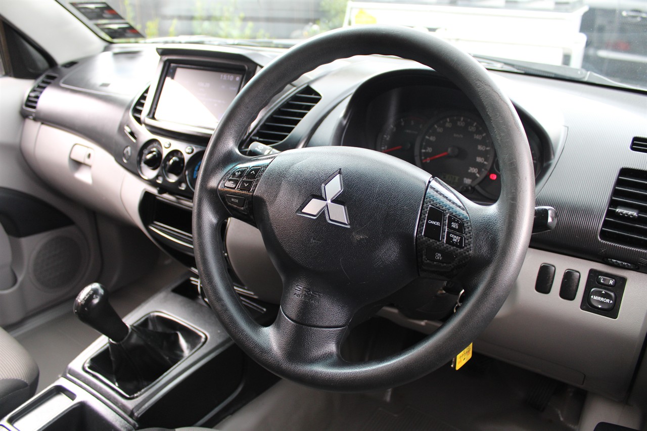 2013 Mitsubishi Triton