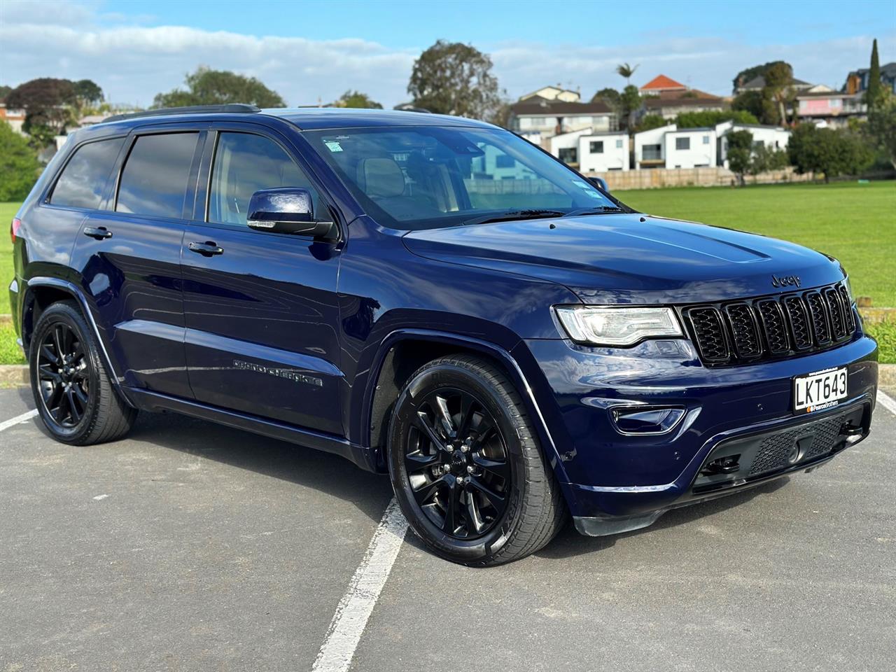 2018 Jeep GRAND CHEROKEE