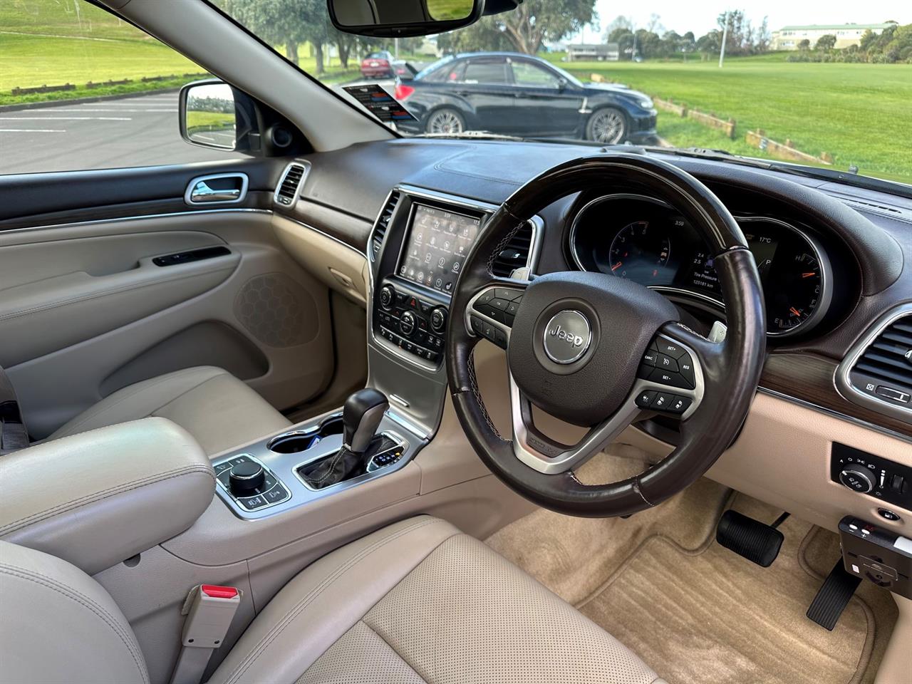 2018 Jeep GRAND CHEROKEE