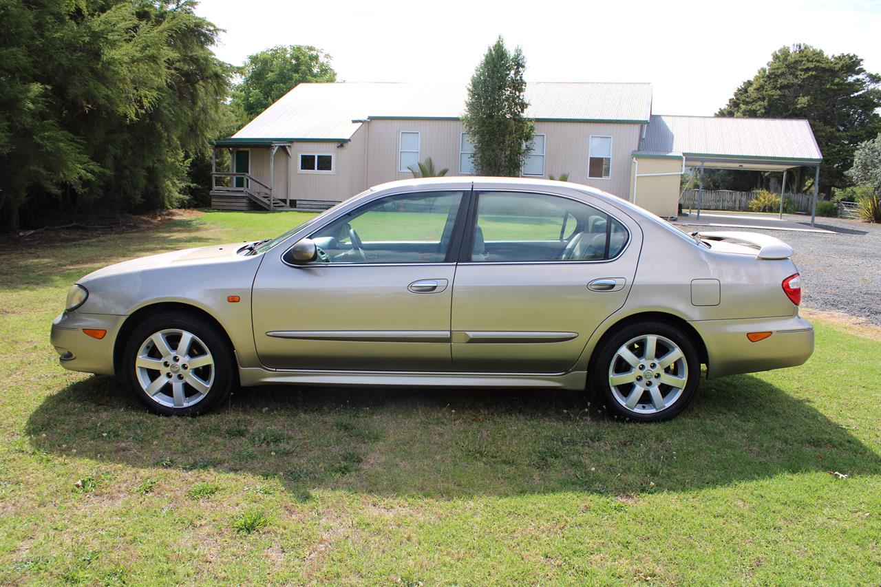 2003 Nissan Maxima