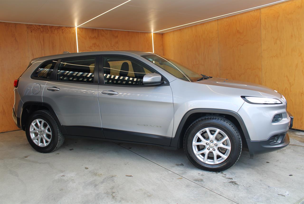 2016 Jeep CHEROKEE