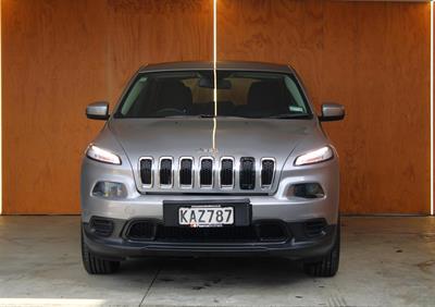 2016 Jeep CHEROKEE - Thumbnail