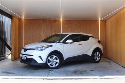 2018 Toyota C-HR - Thumbnail