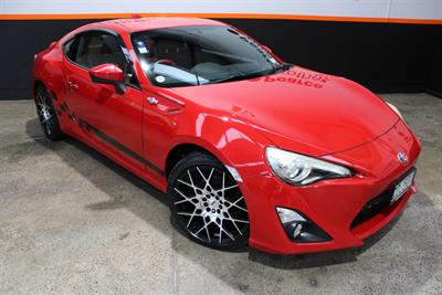 2012 Toyota 86 - Thumbnail