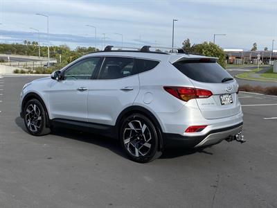 2017 Hyundai SANTA FE - Thumbnail