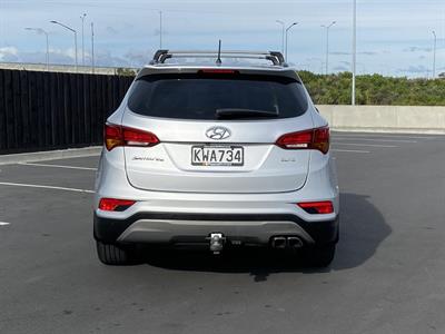 2017 Hyundai SANTA FE - Thumbnail