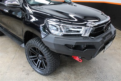 2022 Toyota Hilux - Thumbnail