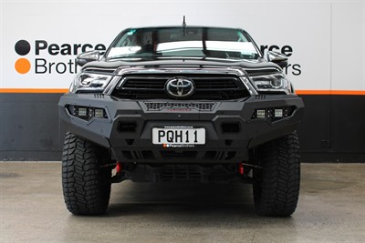 2022 Toyota Hilux - Thumbnail