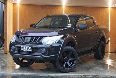 2016 Mitsubishi Triton - Thumbnail