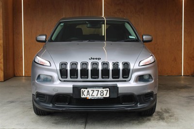 2016 Jeep CHEROKEE - Thumbnail