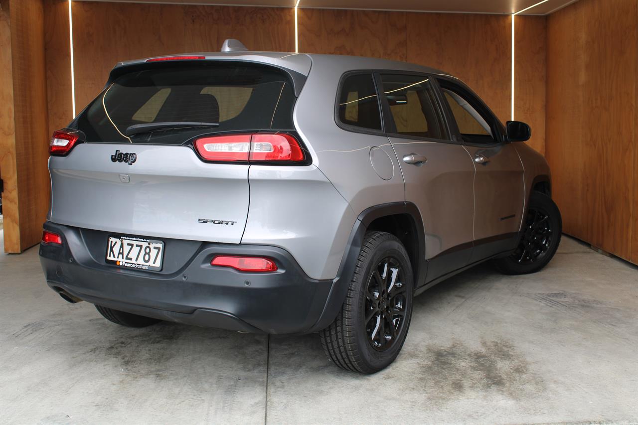 2016 Jeep CHEROKEE