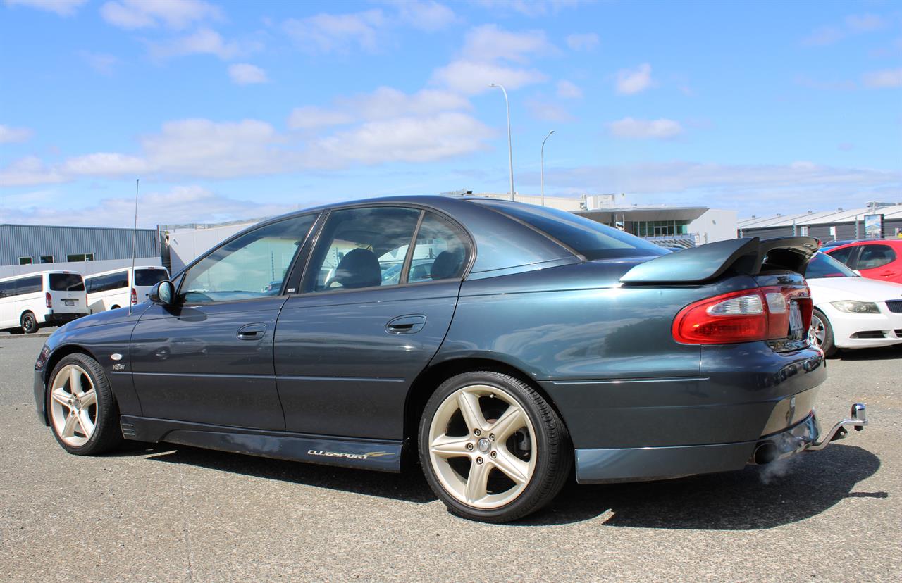 2001 Holden COMMODORE