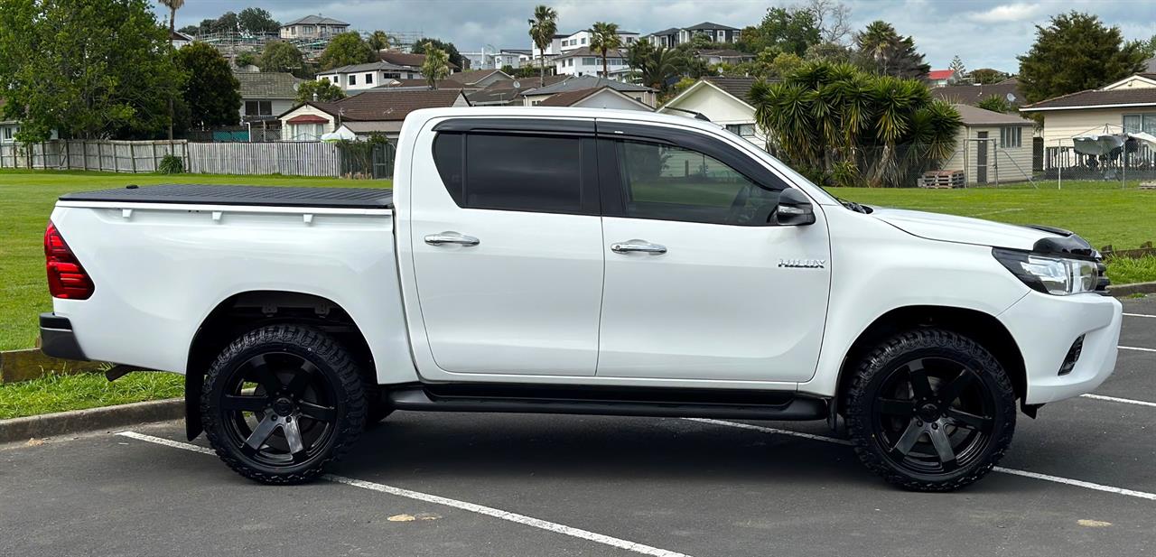 2017 Toyota Hilux