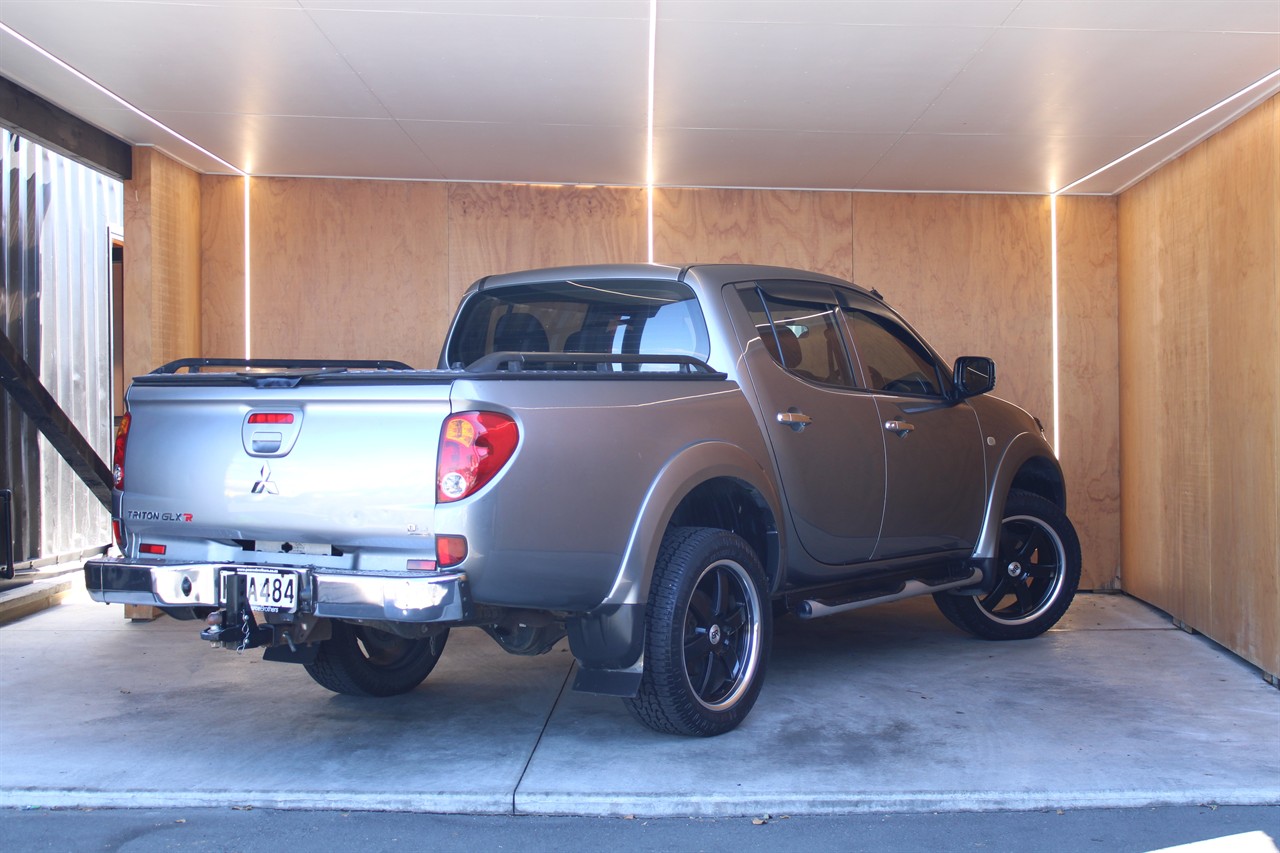 2014 Mitsubishi Triton