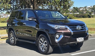 2016 Toyota Fortuner - Thumbnail