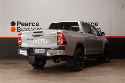 2022 Toyota Hilux - Thumbnail