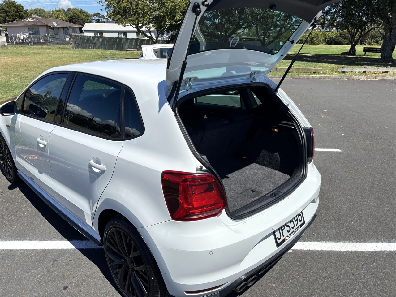 2016 Volkswagen Polo