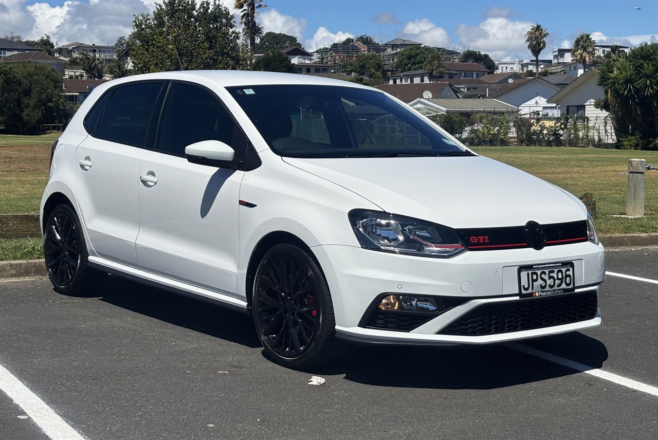 2016 Volkswagen Polo