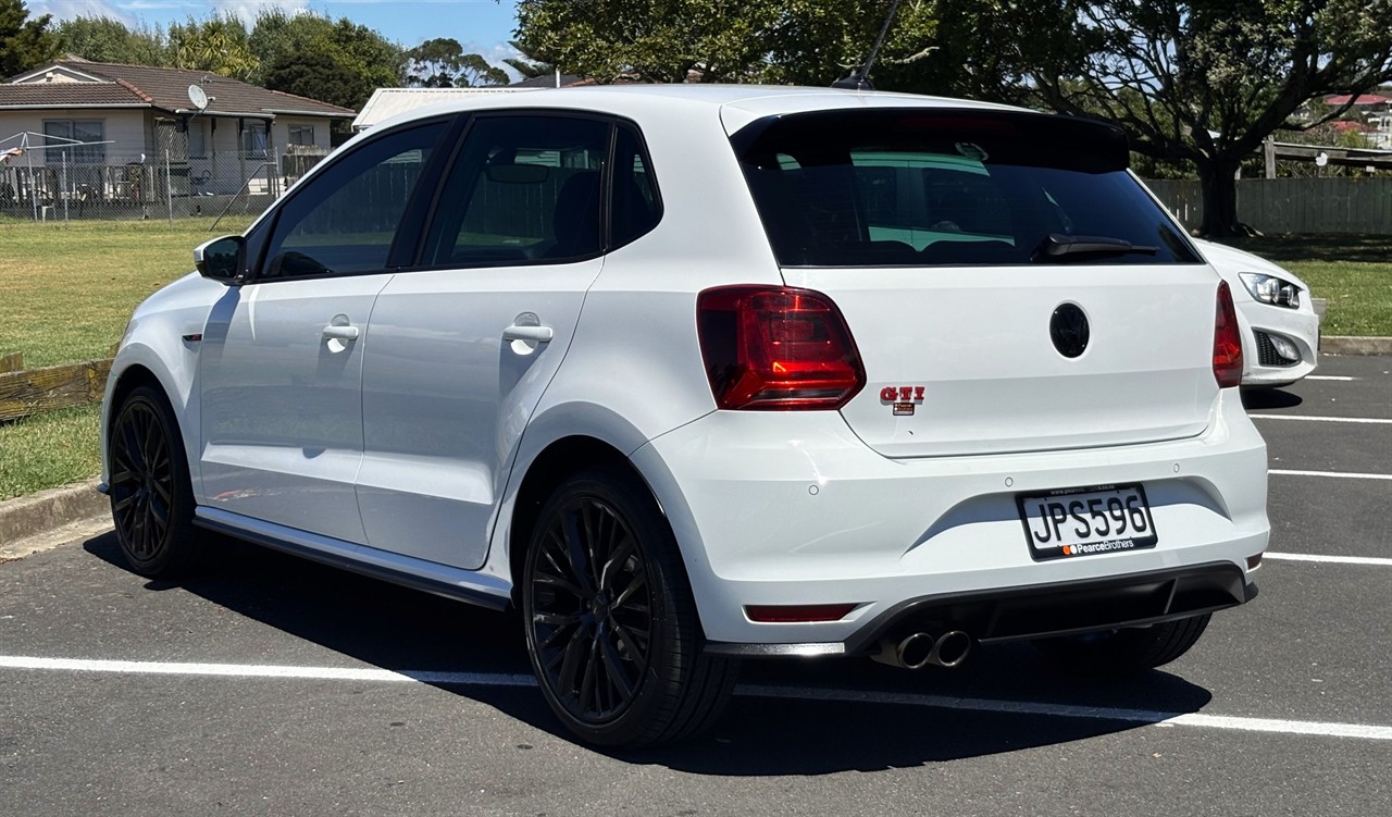 2016 Volkswagen Polo