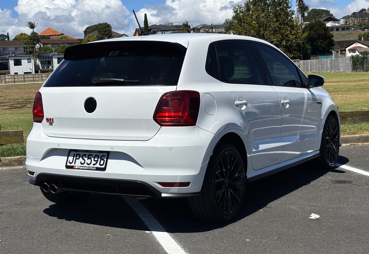 2016 Volkswagen Polo