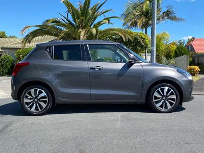 2018 Suzuki Swift - Thumbnail