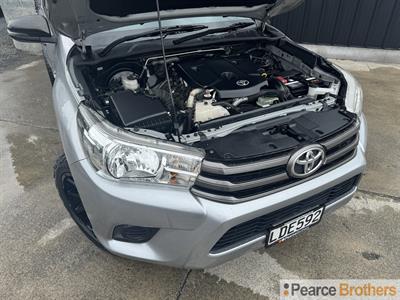 2018 Toyota Hilux - Thumbnail