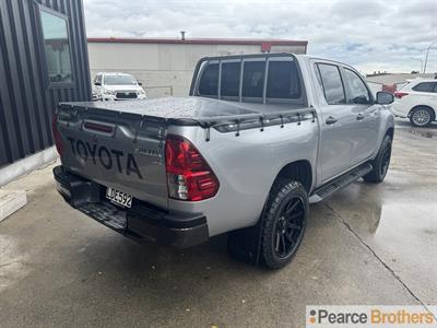 2018 Toyota Hilux - Thumbnail