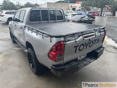 2018 Toyota Hilux - Thumbnail