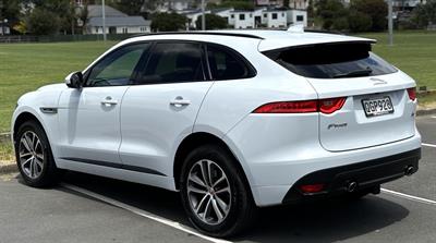 2018 Jaguar F-Pace - Thumbnail