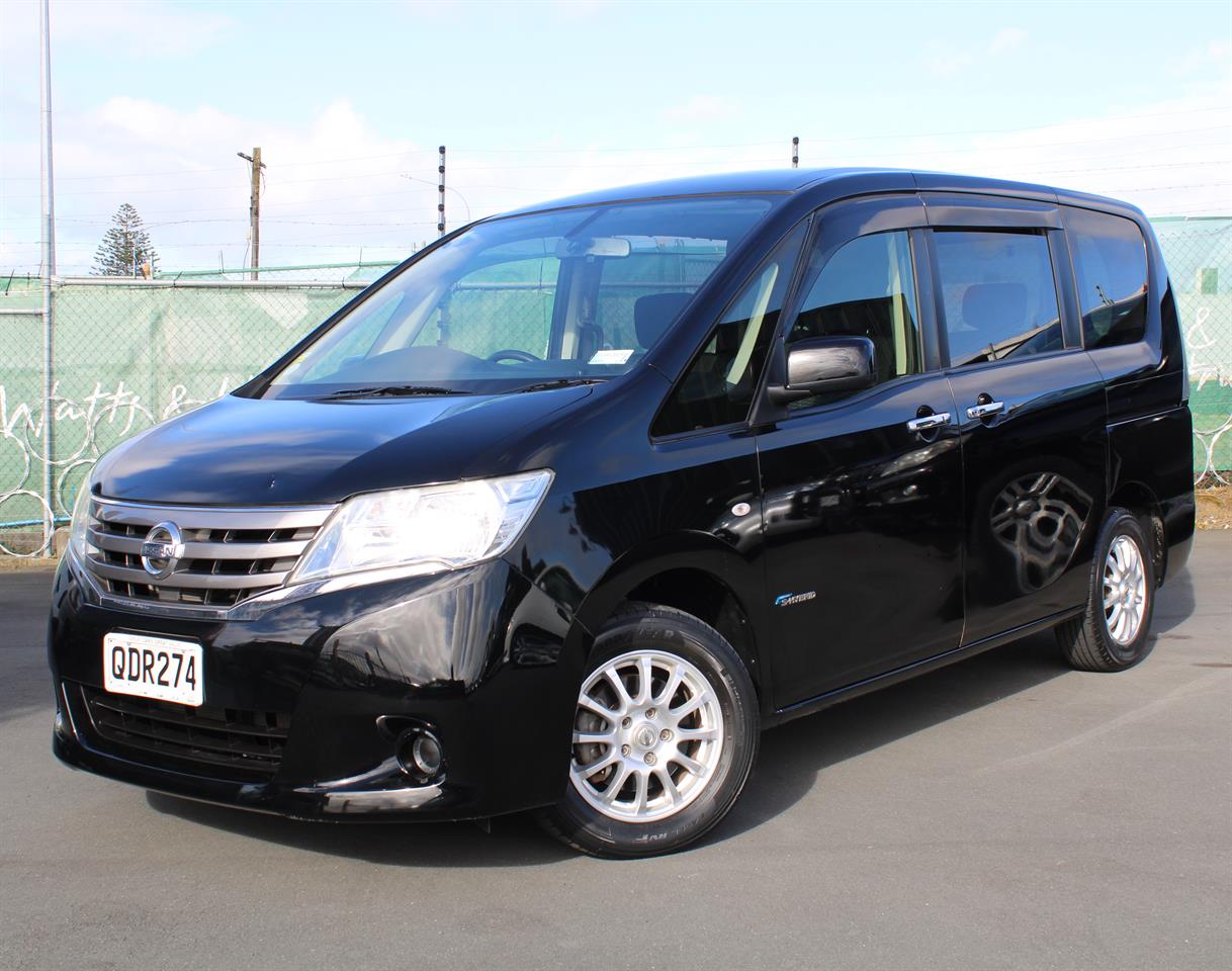 2013 Nissan Serena