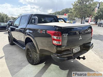 2018 Mitsubishi Triton - Thumbnail