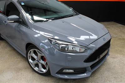 2016 Ford Focus - Thumbnail