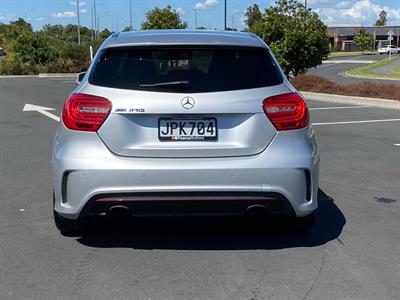 2013 Mercedes-Benz A250 - Thumbnail