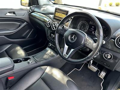 2012 Mercedes-Benz B 200 - Thumbnail